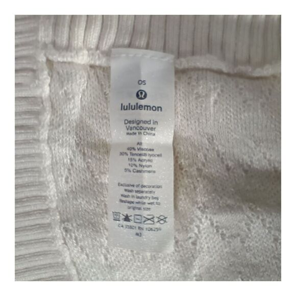 Divinity Poncho Shawl by Lululemon - Women's Winter Wrap Ivory Cozy Sweater Chic - Picture 5 of 5